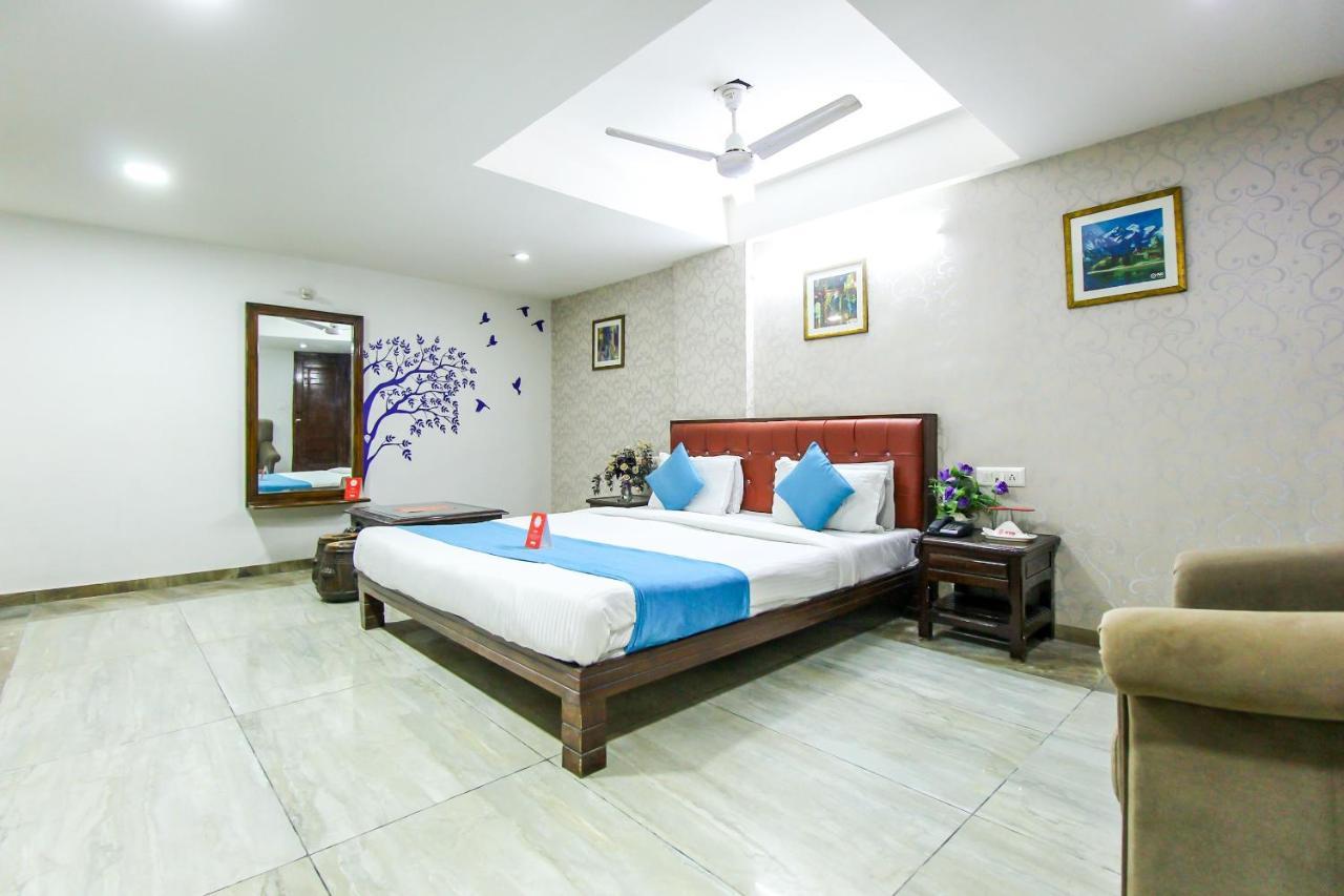 אחמדאבאד Hotel Seven מראה חיצוני תמונה