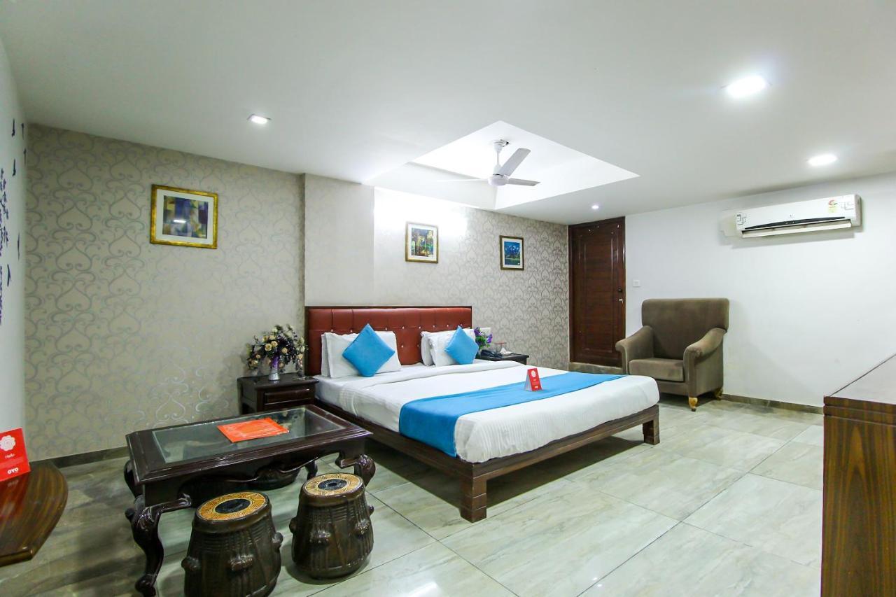 אחמדאבאד Hotel Seven מראה חיצוני תמונה