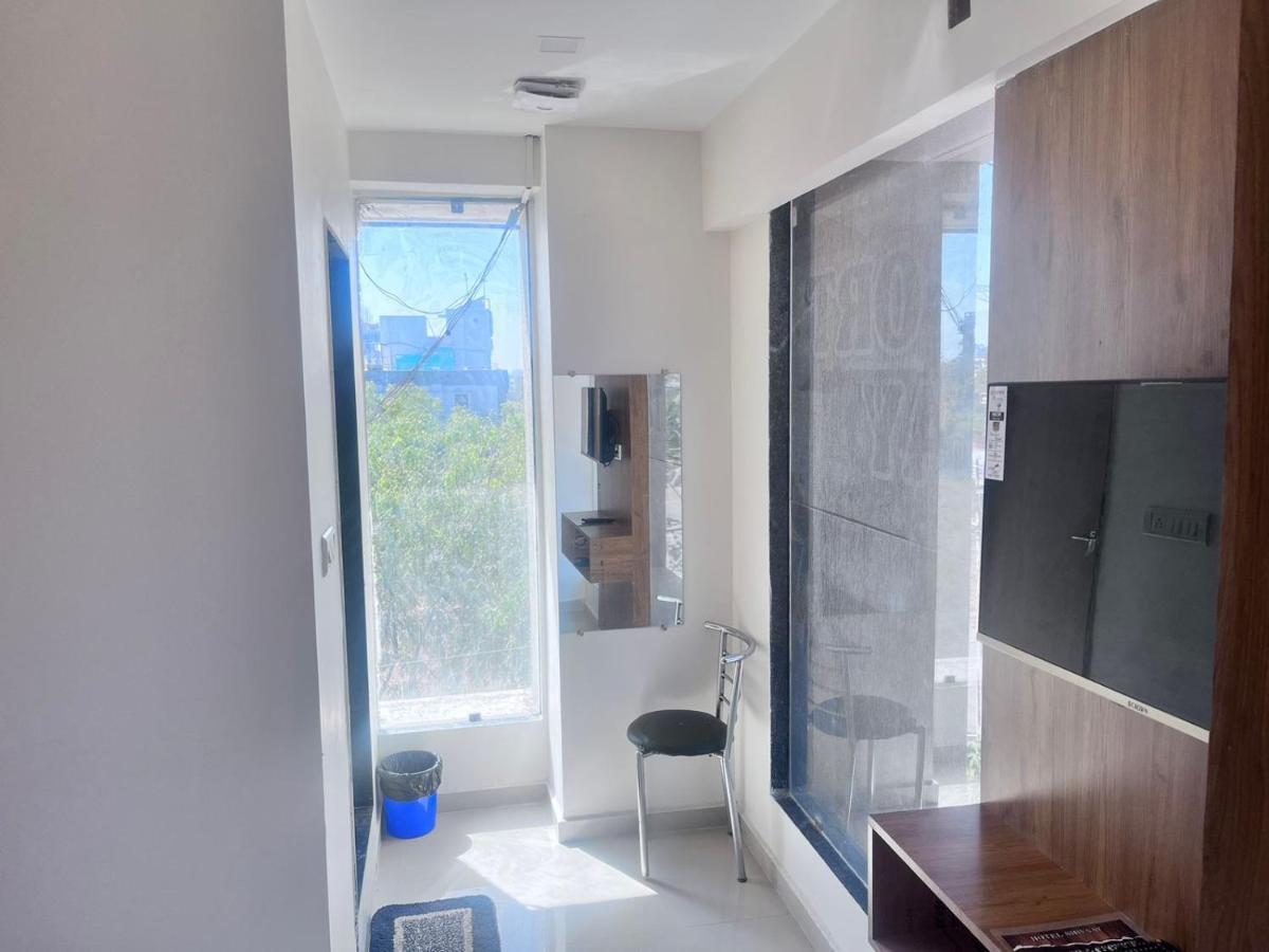 אחמדאבאד Hotel Seven מראה חיצוני תמונה