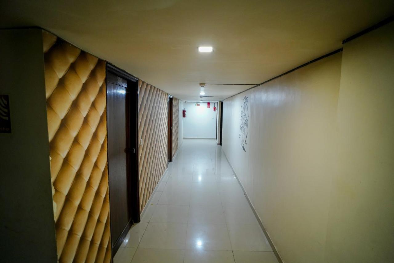 אחמדאבאד Hotel Seven מראה חיצוני תמונה