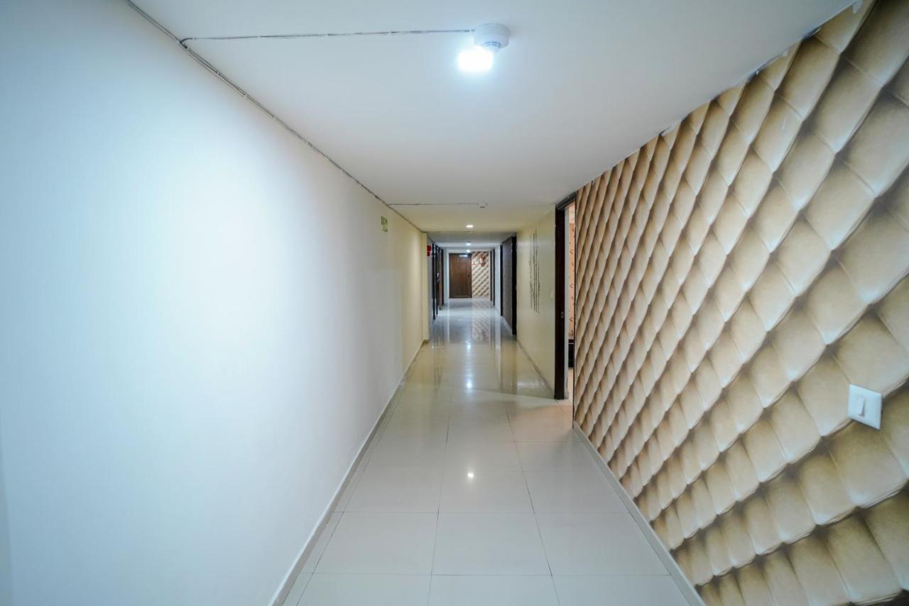 אחמדאבאד Hotel Seven מראה חיצוני תמונה